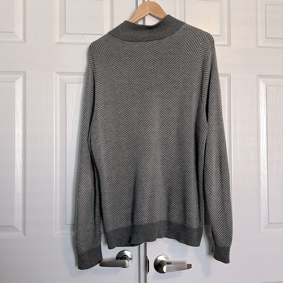 Banana Republic Full Zip Sweater - EUC - Picture 3 of 4